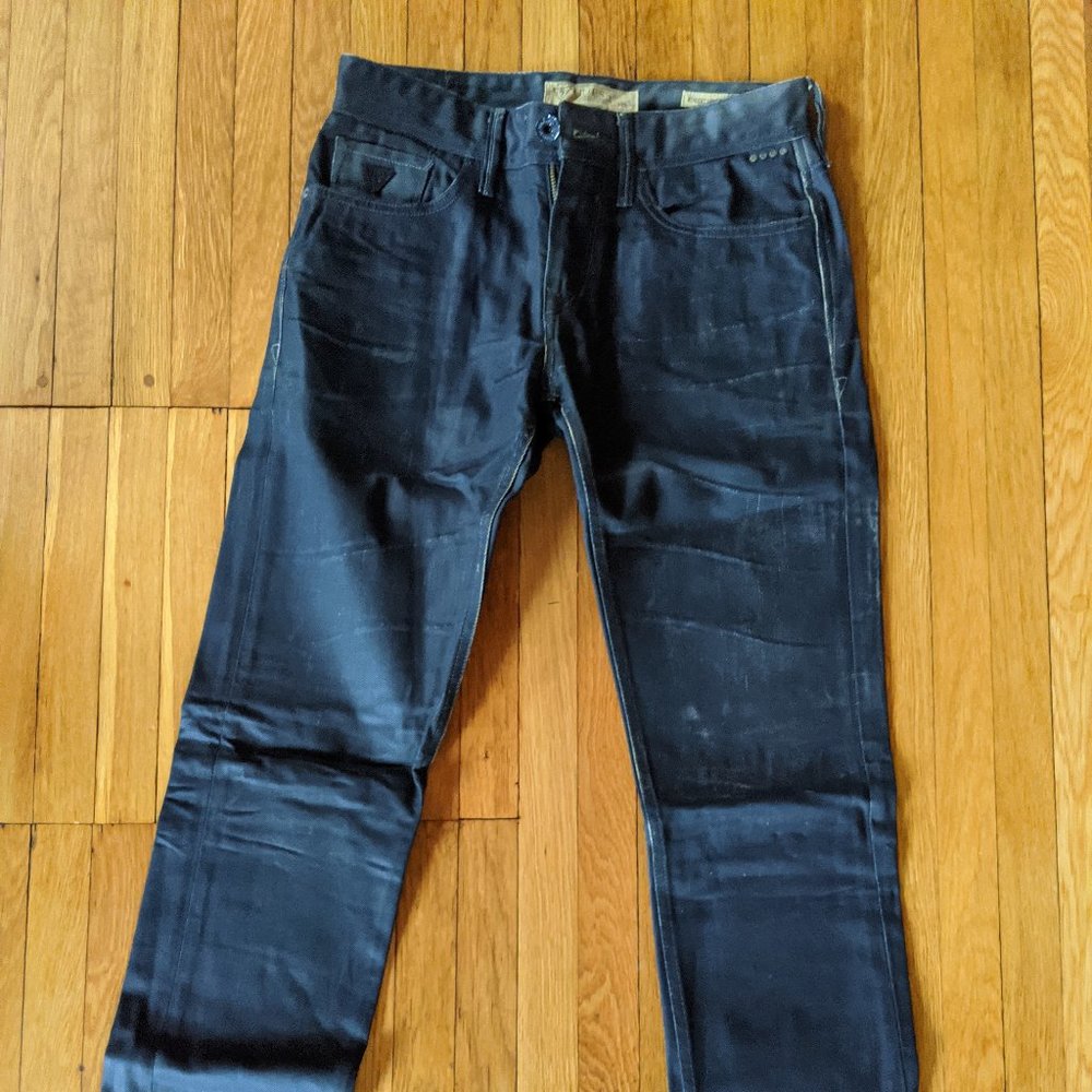 Guess Robertson Slim Tapered Coated Denim 29x30